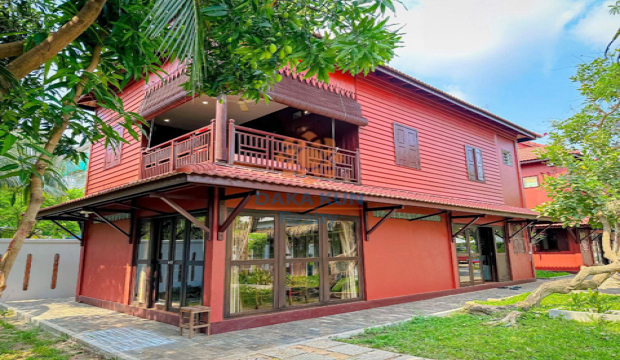 Wooden House​​​​ for sale in Sala Kamreuk, Siem Reap city