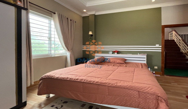 5 Bedrooms House for Rent in Krong Siem Reap-Svay Dangkum