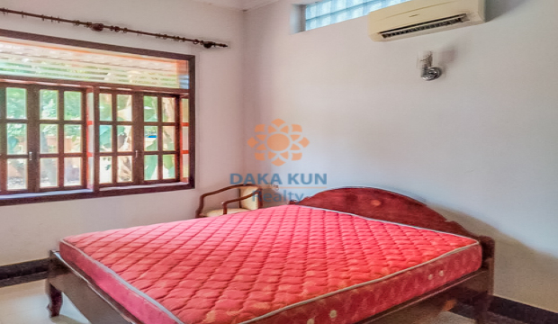 2 Bedrooms House for Rent in Krong Siem Reap-Sala Kamreuk