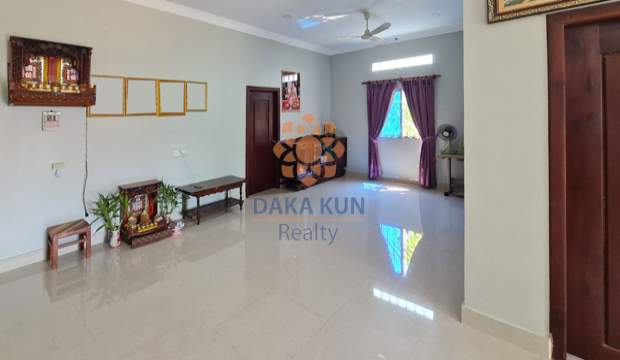 3 Bedrooms House for Rent in Krong Siem Reap-Svay Dangkum