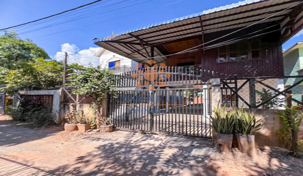 Wooden House for Sale in Krong Siem Reap-Sala Kamreuk