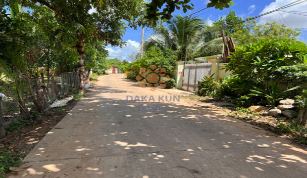 Urgent Sale, Land near Phsar Krom-Siem Reap