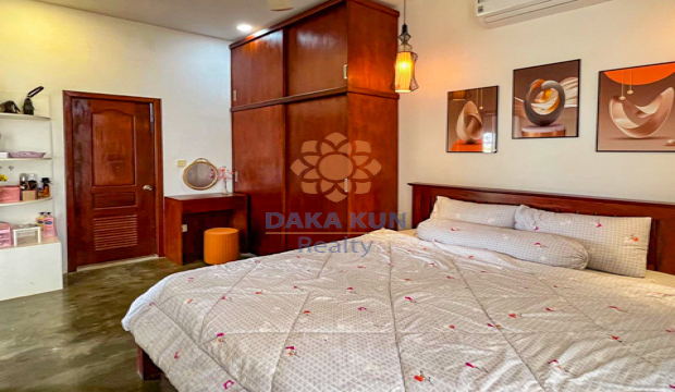 2 Bedrooms House For Sale in Khnar-Krong Siem Reap