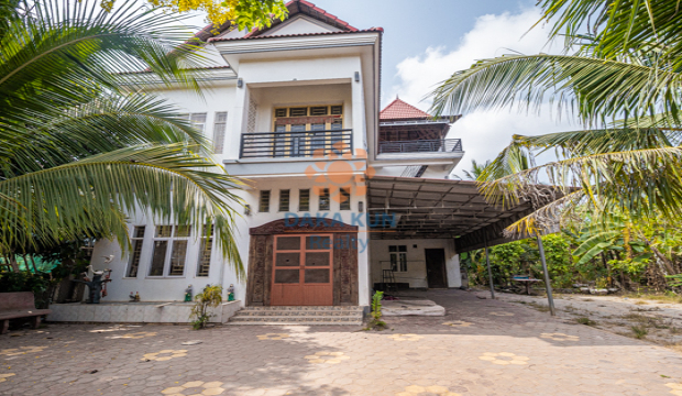 5 Bedrooms House for rent in Krong Siem Reap-near Ring Rd