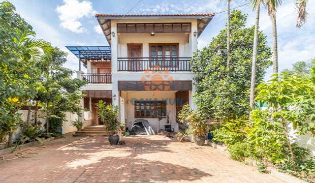 4 Bedroom House for Rent in Siem Reap-Sala Kamruek