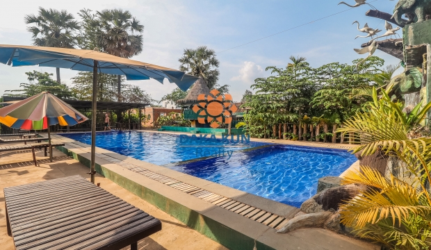 2 Bedrooms Apartment for Rent with Pool in Siem Reap-Sala Kamreuk