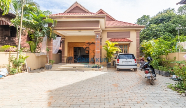 4 Bedrooms House for Sale near Riverside-Siem Reap city