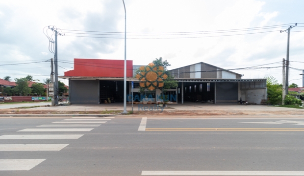 Warehouse for Rent on Main Road 22 meters in Siem Reap-Svay Dangkum