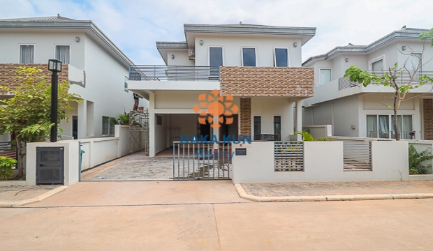 3 Bedrooms Villa for Rent with Pool in Siem Reap