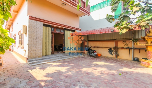 5 Bedrooms House for Rent in Siem Reap-Svay Dangkum