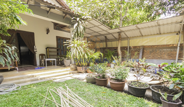2 Bedrooms Apartment for Rent in Krong Siem Reap-Sala Kamreuk