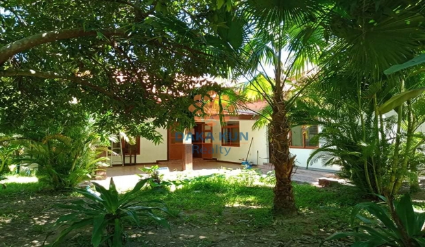 3 Bedrooms House for Rent in Siem Reap-Sla Kram