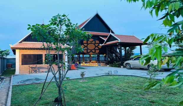 Wooden House for Rent in Run Ta Aek New City-Siem Reap