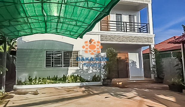 3 Bedrooms House for Rent near Singapore School, Siem Reap