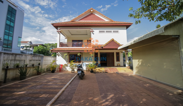 4 Bedrooms House for Rent in Krong Siem Reap-Sla Kram