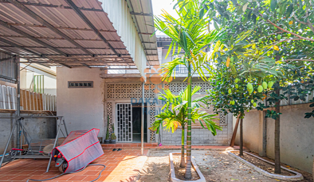 2 Bedrooms House for Rent in Krong Siem Reap-Chreav