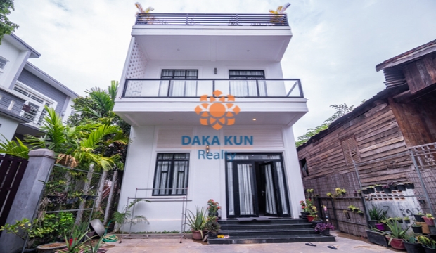 2 Bedrooms House for Rent in Siem Reap city-Sla Kram