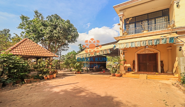 5 Bedrooms House for Rent in Siem Reap-Svay Dangkum