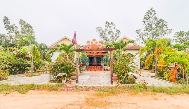 2 Bedrooms Villa for Rent in Siem Reap