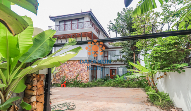 5 Bedrooms House for Rent in Krong Siem Reap