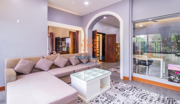 2 Bedrooms Apartment for Rent in Siem Reap-Sala Kamreuk
