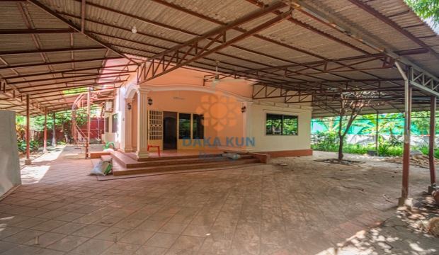 3 Bedrooms House for Rent in Siem Reap-Svay Dangkum