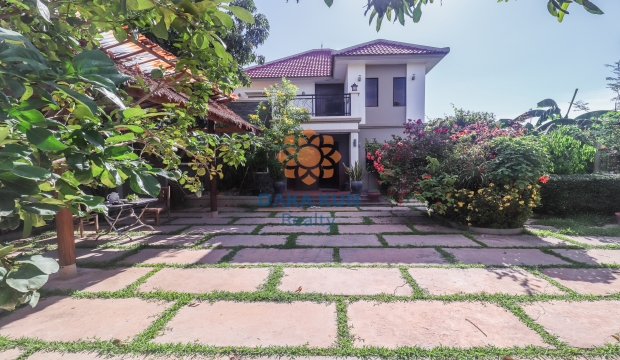 3 Bedrooms Villa for Rent in Siem Reap-Sala Kamreuk