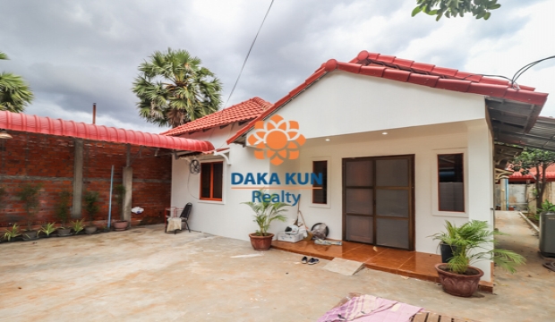 3 Bedroom House for Rent in Siem Reap-Sala Kamruek