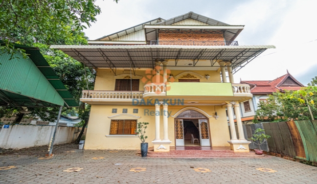 5 Bedrooms House for Rent in Siem Reap-Svay Dangkum