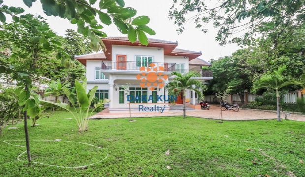 4 Bedroom House for Rent in Siem Reap - Svay Dangkum