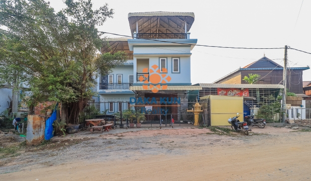 3 Bedrooms House for Rent in Siem Reap-Sala Kamreuk