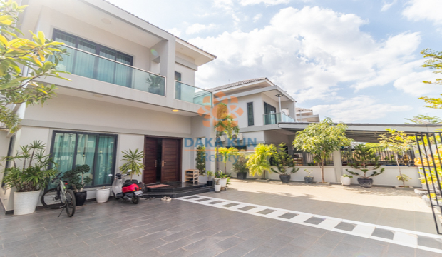 3 Bedrooms Villa for Rent in Krong Siem Reap