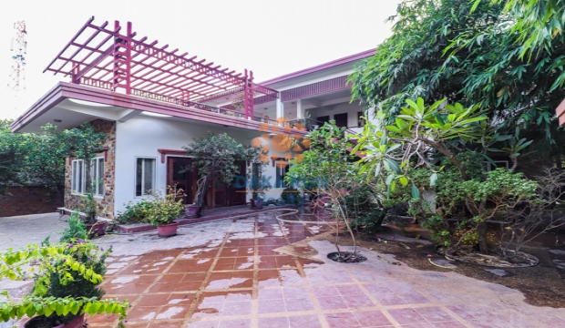 5 Bedrooms Villa for Rent in Siem Reap-Svay Dangkum