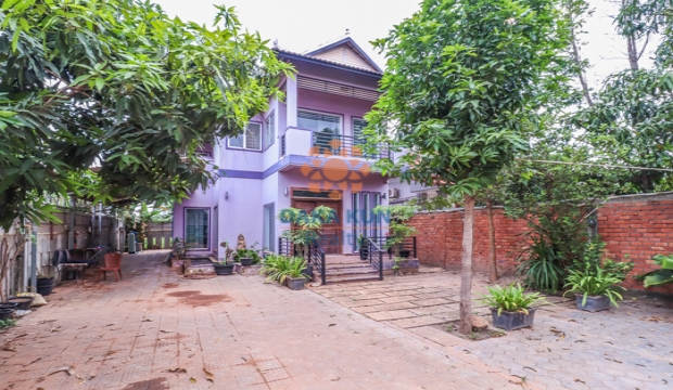 4 Bedrooms House for Rent in Siem Reap-Sala Kamreuk