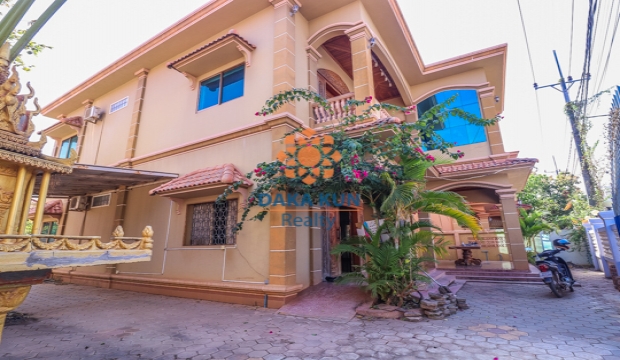 5 Bedrooms House for Rent in Siem Reap-Svay Dangkum