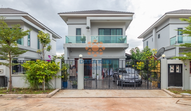 3 Bedrooms Villa for Sale in Krong Siem Reap