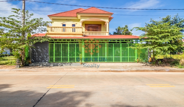 4 Bedrooms House for Rent in Krong Siem Reap-Sala Kamreuk