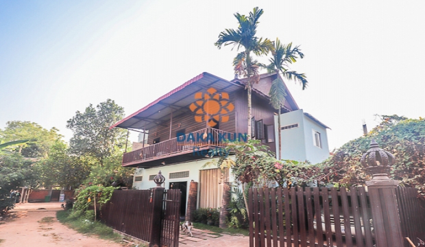 3 Bedrooms Wooden House for Rent in Siem Reap-Sla Kram