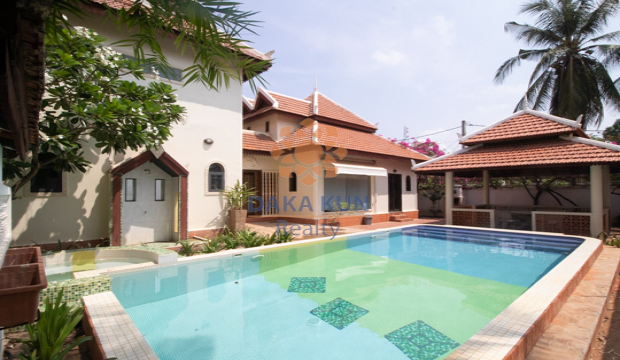 3 Bedrooms House with Pool for rent in Svay Dangkum-Siem Reap City