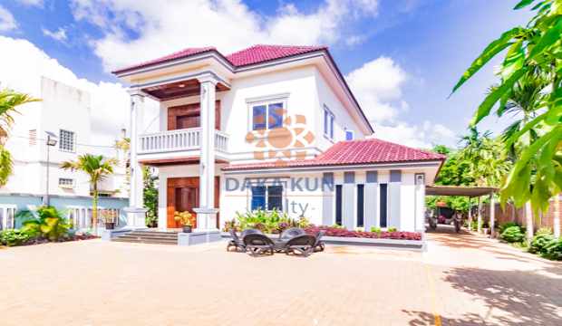 5 Bedrooms House for Rent in Siem Reap City