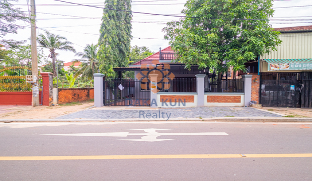 3 Bedrooms House for Rent in Krong Siem Reap-Sala kamreuk