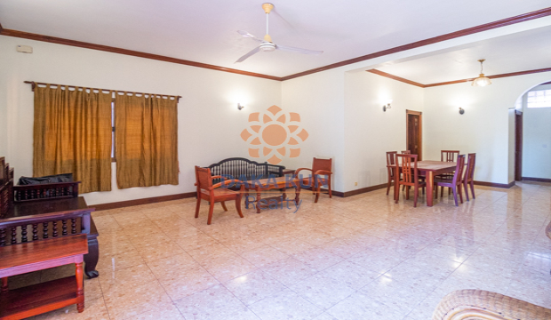 2 Bedrooms Apartment for Rent in Krong Siem Reap-Svay Dangkum
