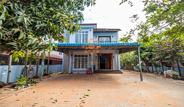 4 Bedrooms House for Rent in Krong Siem Reap-Sla Kram