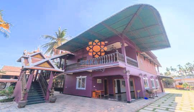 11 Rooms Guesthouse for Sale in Krong Siem Reap